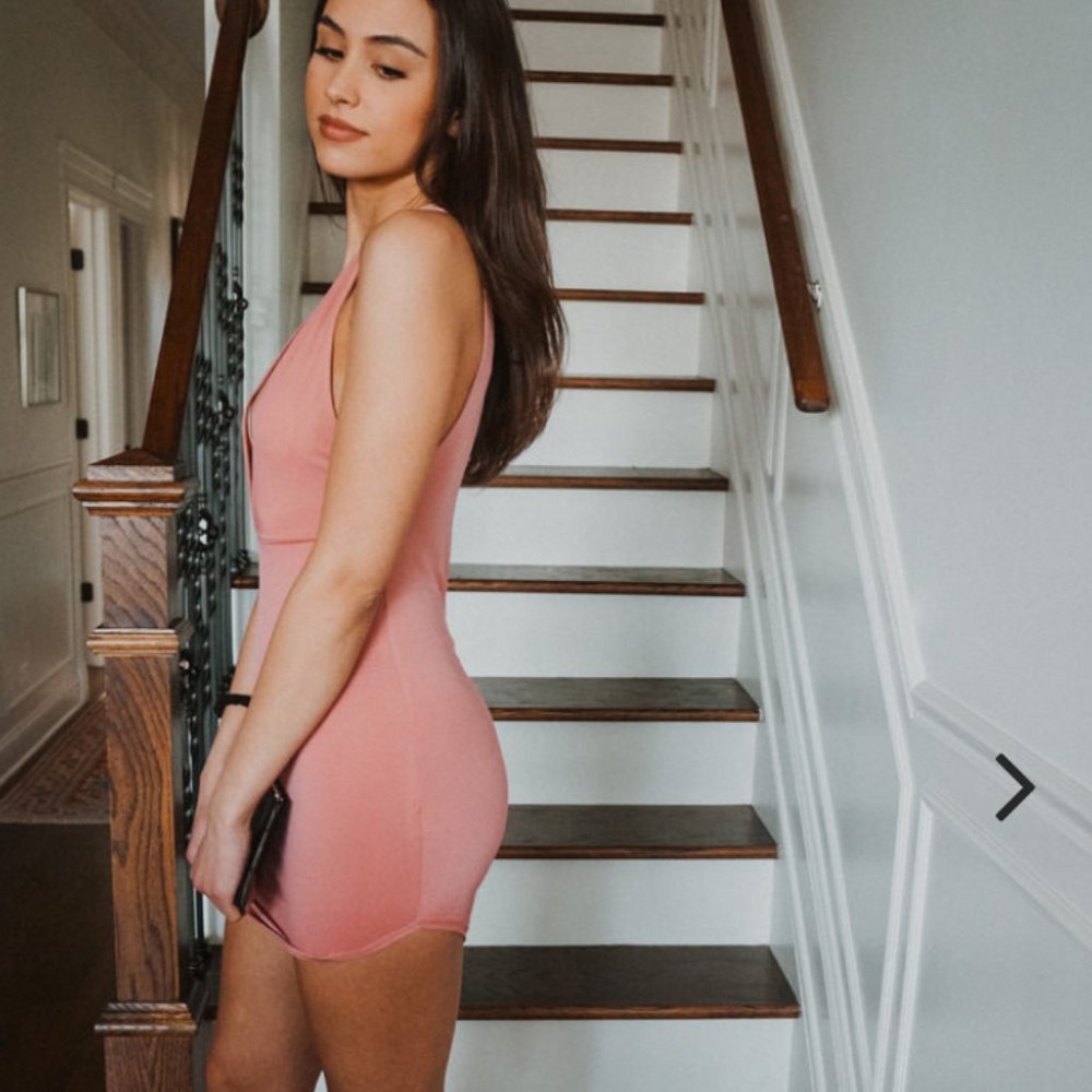Deep V-Neckline Pink Mini Dress - Picture 6 of 10